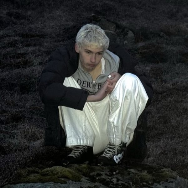 glaive artist photo