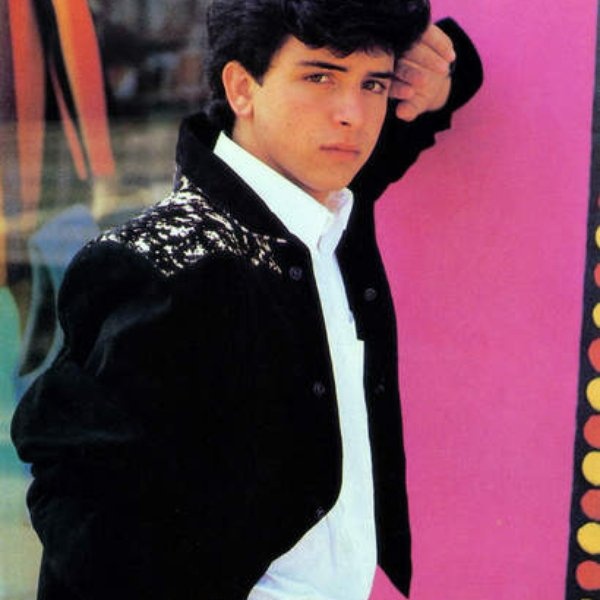 Glenn Medeiros artist photo