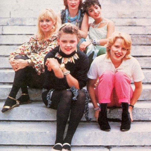 The Go-Go's artist photo