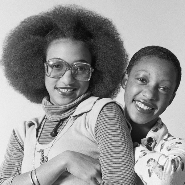 Althea & Donna artist photo
