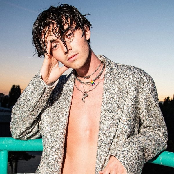 Greyson Chance artist photo