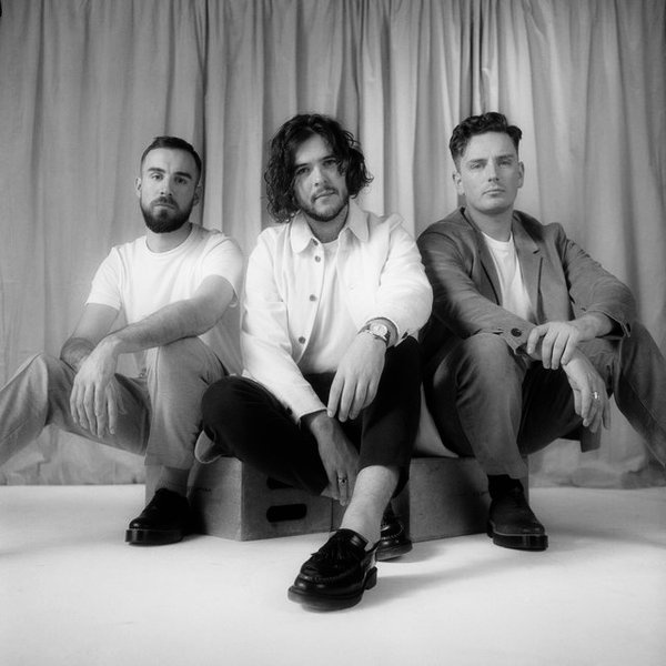 Amber Run artist photo