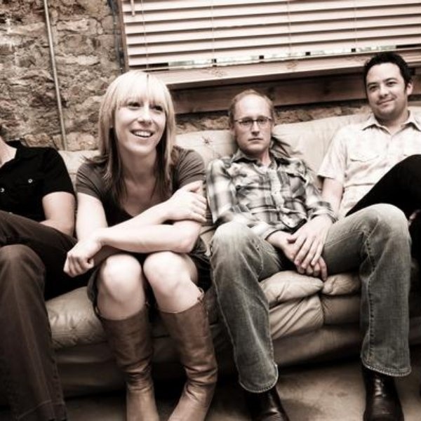 Heartless Bastards artist photo