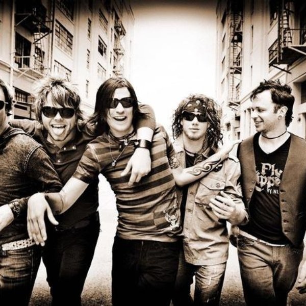 Hinder artist photo