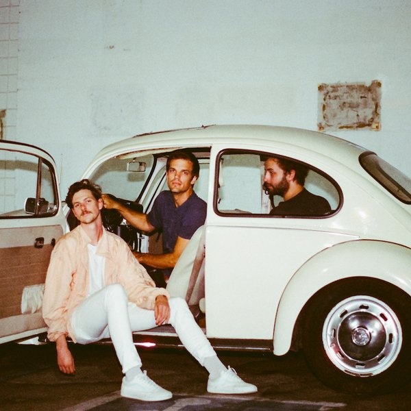 Houndmouth artist photo