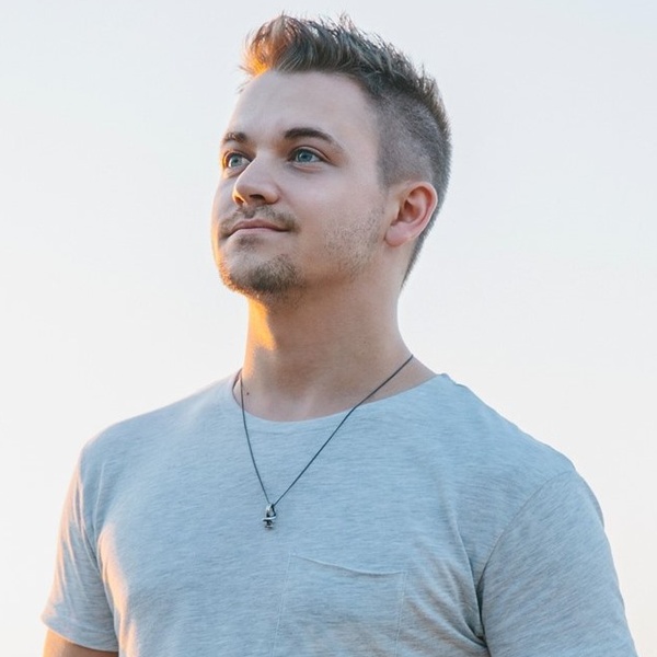 Hunter Hayes artist photo