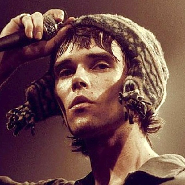 Ian Brown artist photo