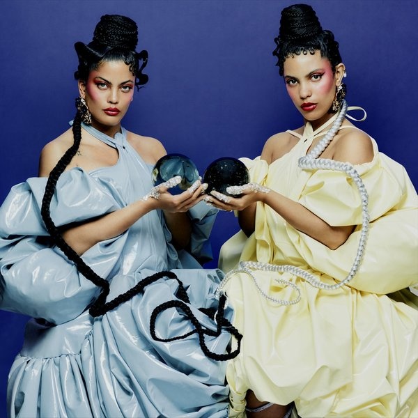 Ibeyi artist photo