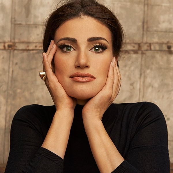 Idina Menzel artist photo