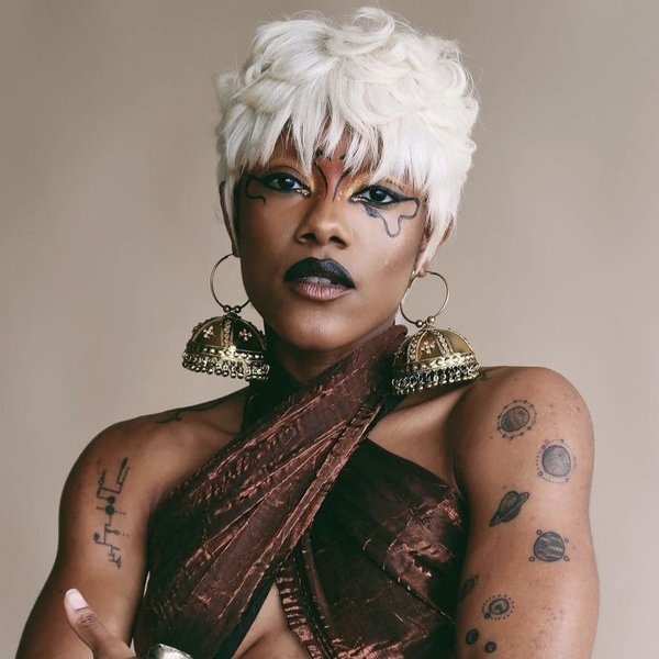 Iniko artist photo
