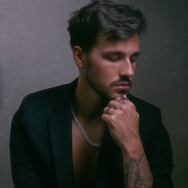 Jacob Whitesides artist photo