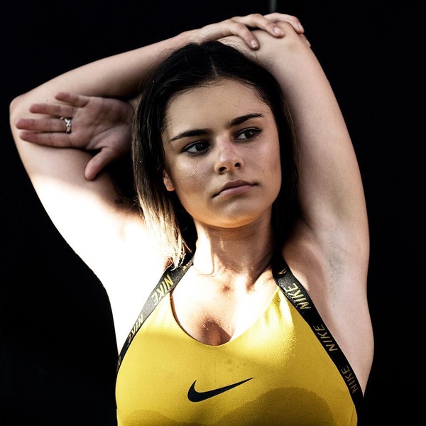 Jacquie Lee artist photo