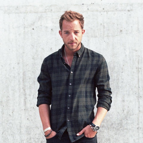 James Morrison artist photo