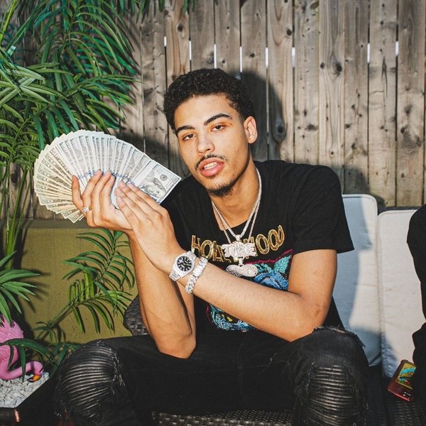 Jay Critch artist photo
