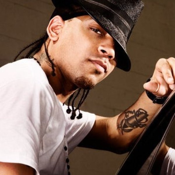 J. Holiday artist photo