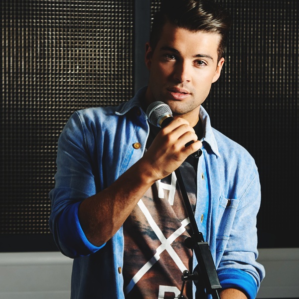 Joe McElderry artist photo