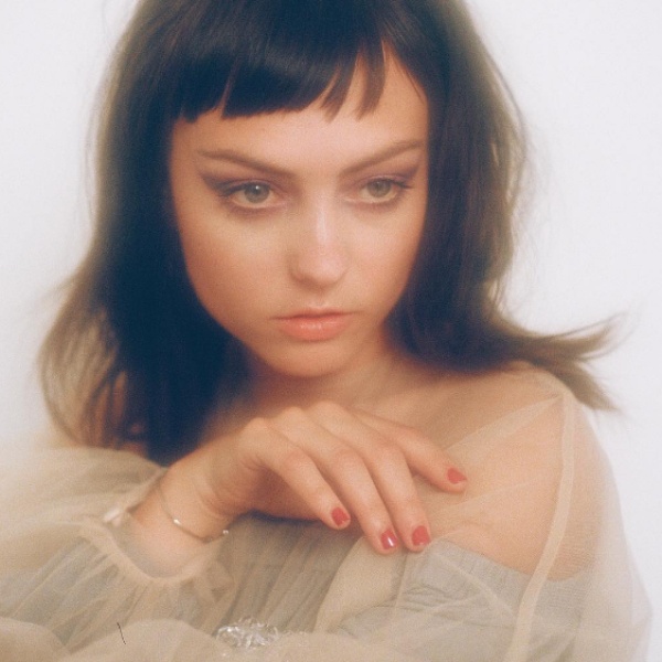 Angel Olsen artist photo