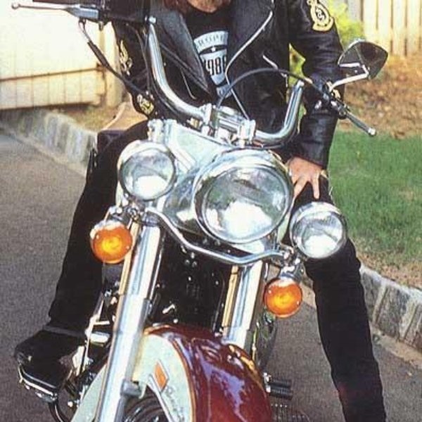 Jon Bon Jovi artist photo