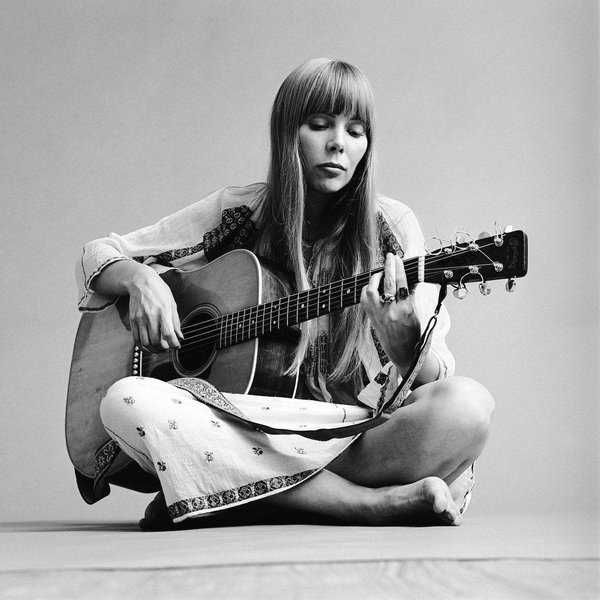Joni Mitchell artist photo