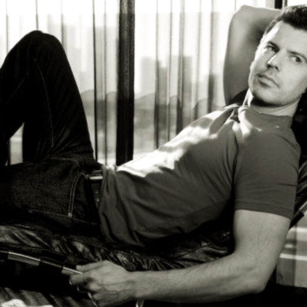 Jordan Knight artist photo