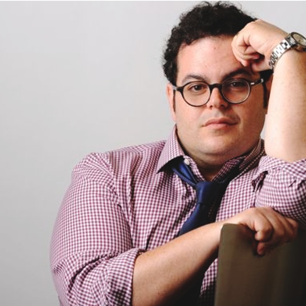 Josh Gad artist photo