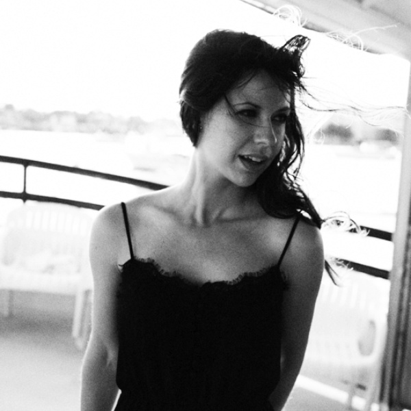 Joy Williams artist photo