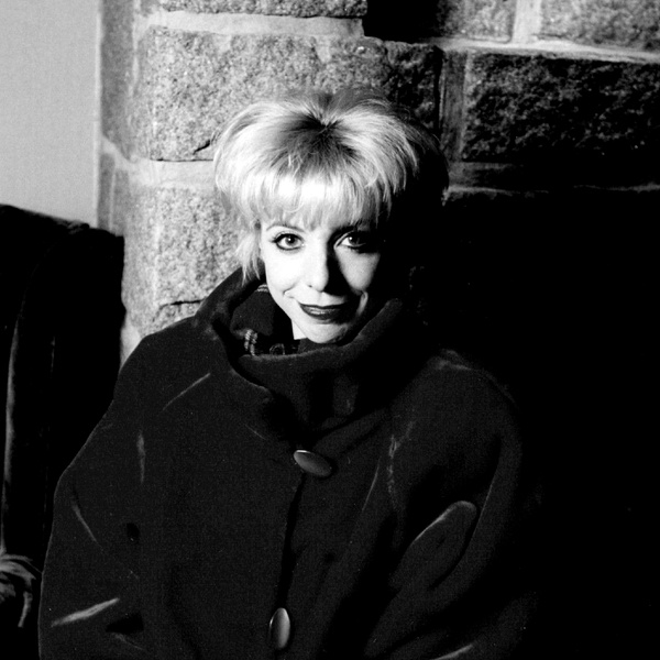 Julee Cruise artist photo