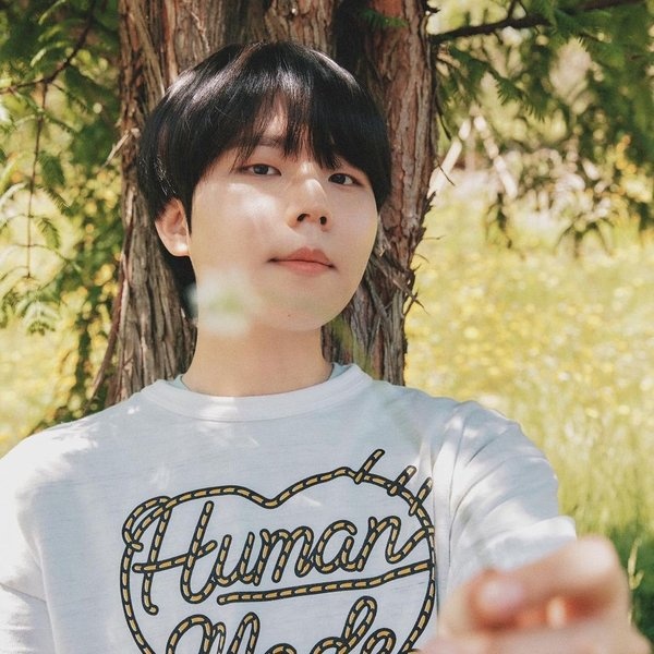 Jung Seung Hwan artist photo